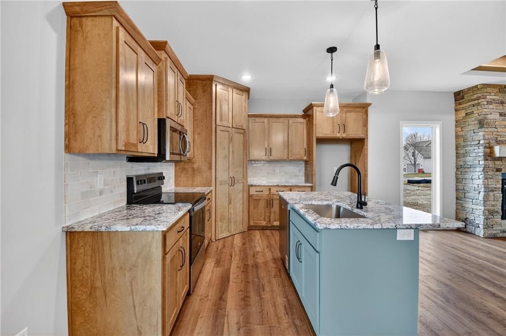 1313 N Holland Drive — photo 17