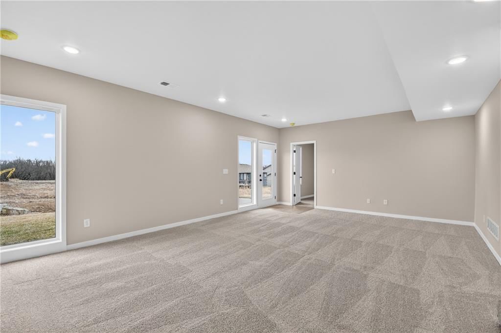 1313 N Holland Drive — photo 29