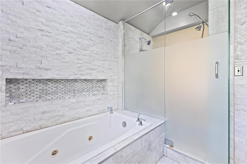 3800 Genessee Street — photo 27
