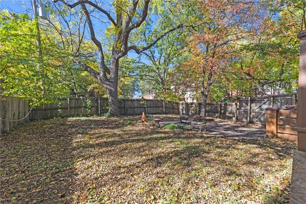 3800 Genessee Street — photo 40