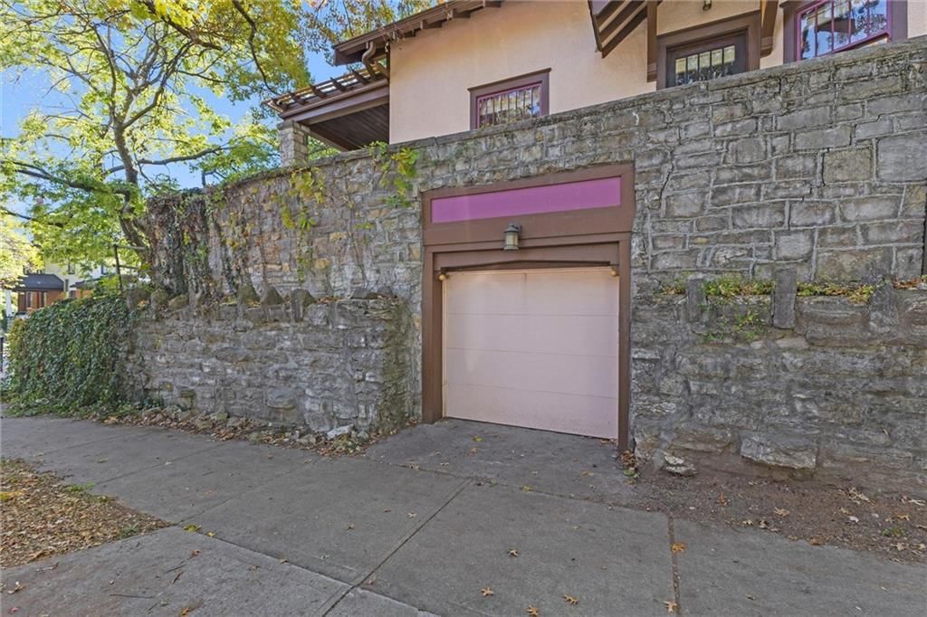 3800 Genessee Street — photo 44