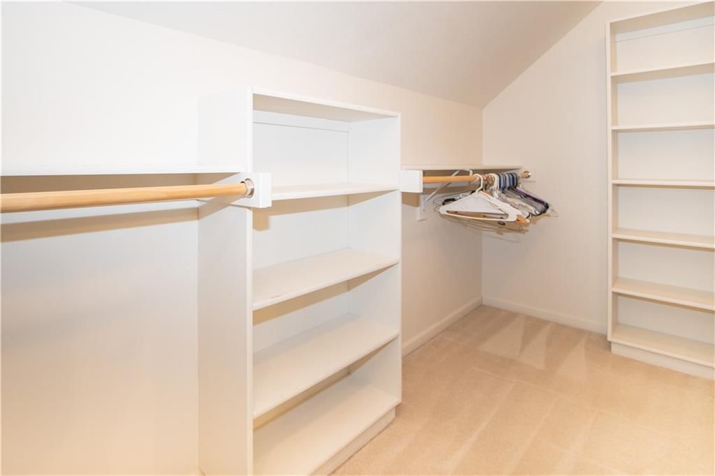 516 Westgate Court — photo 12