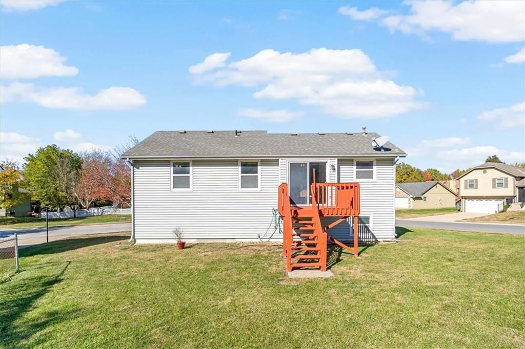 1705 W Pelham Path N/A — photo 17