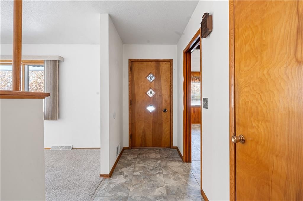 7019 N Elm Street — photo 5