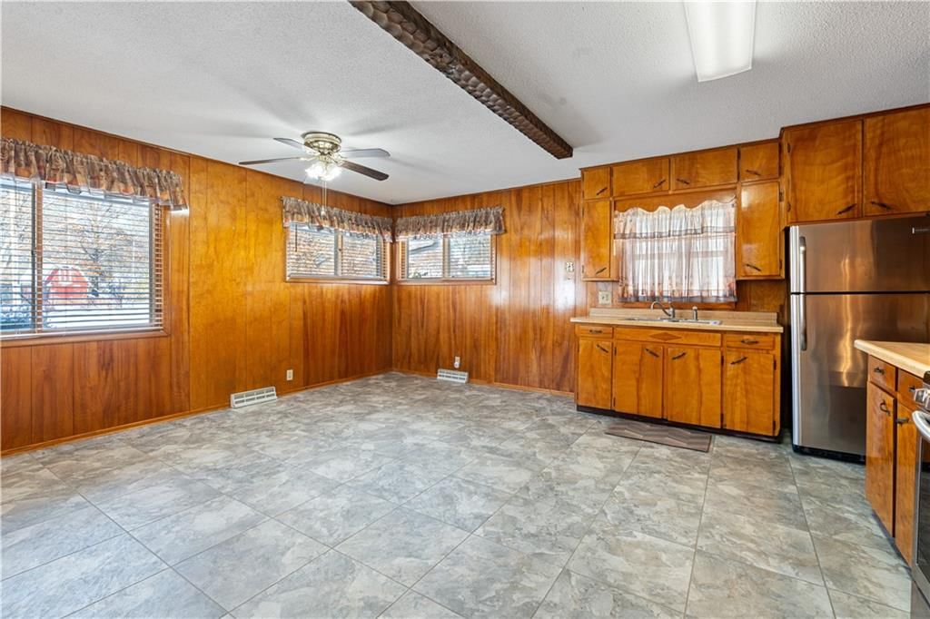 7019 N Elm Street — photo 10