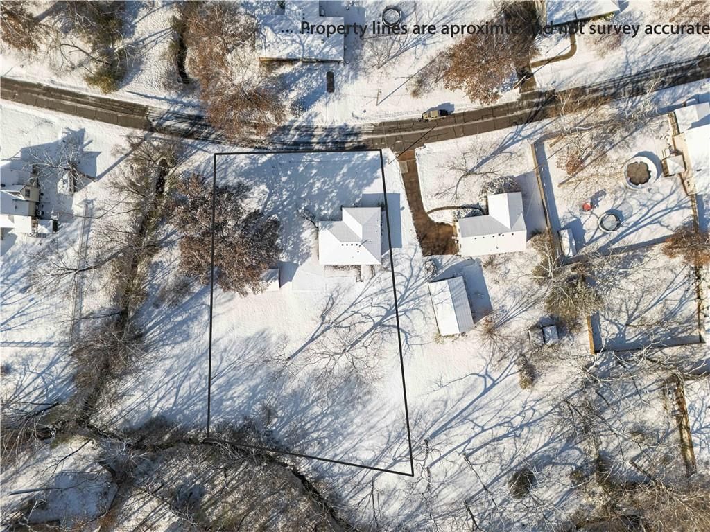 7019 N Elm Street — photo 40