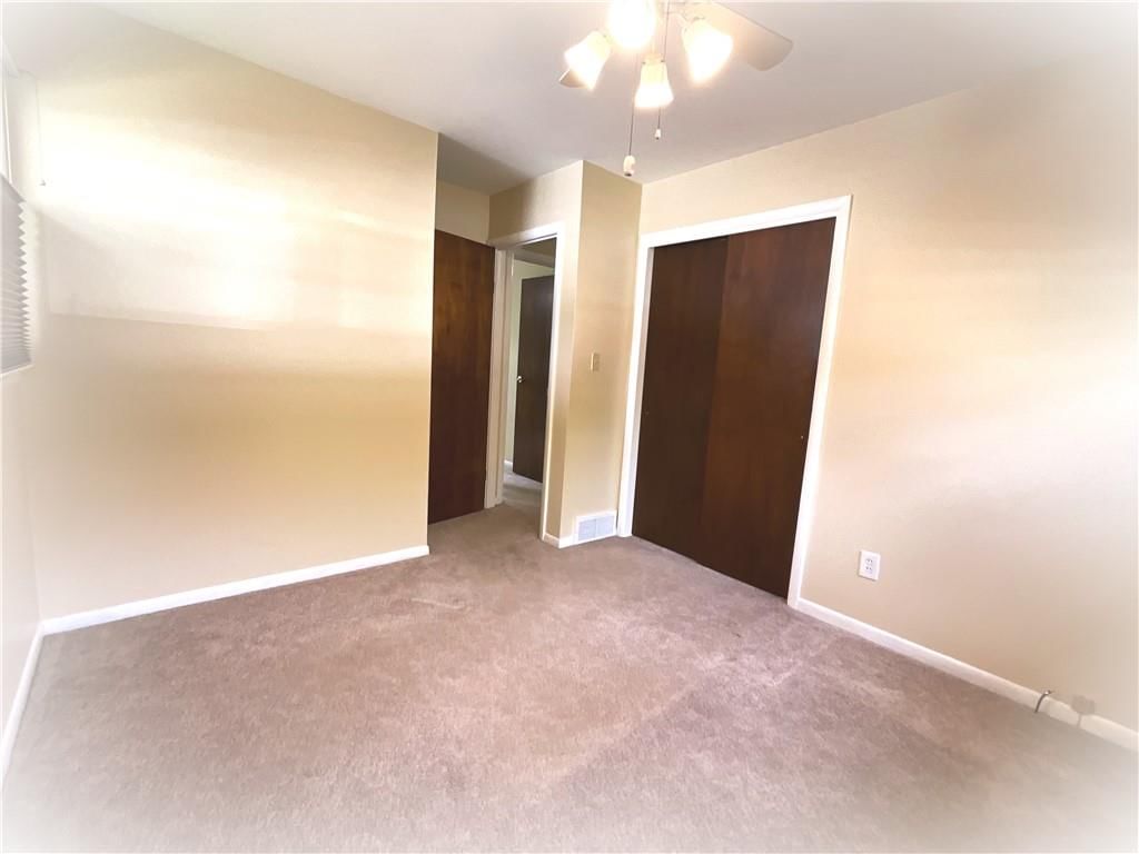 1711 Seneca Street — photo 10