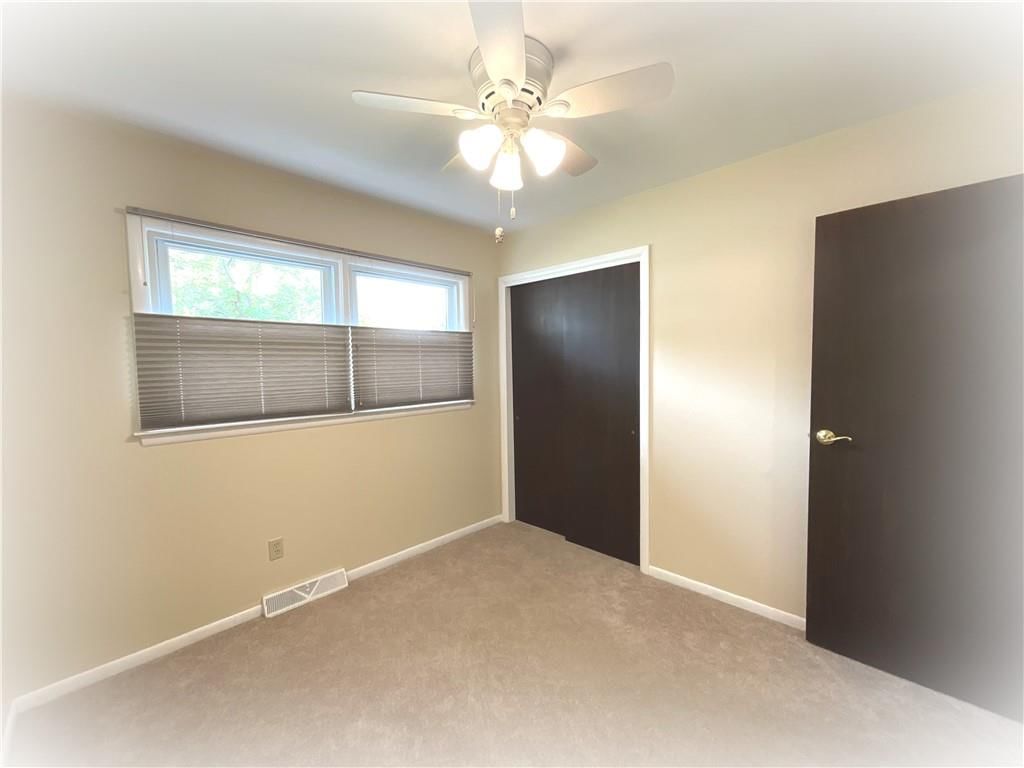 1711 Seneca Street — photo 11