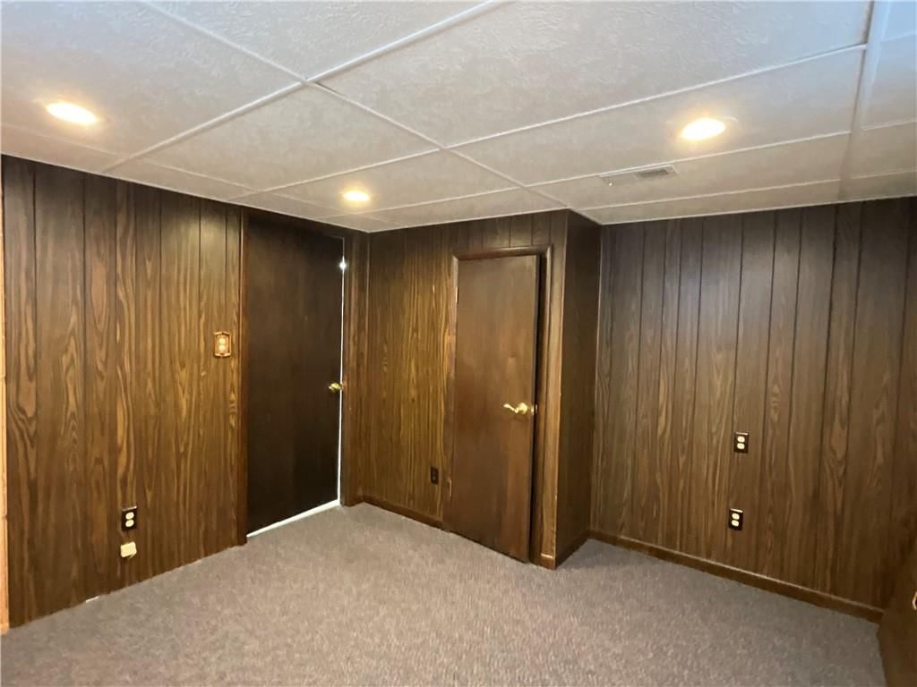 1711 Seneca Street — photo 21