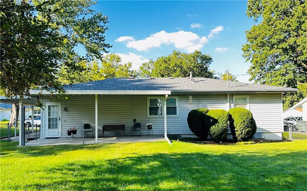 1711 Seneca Street — photo 22