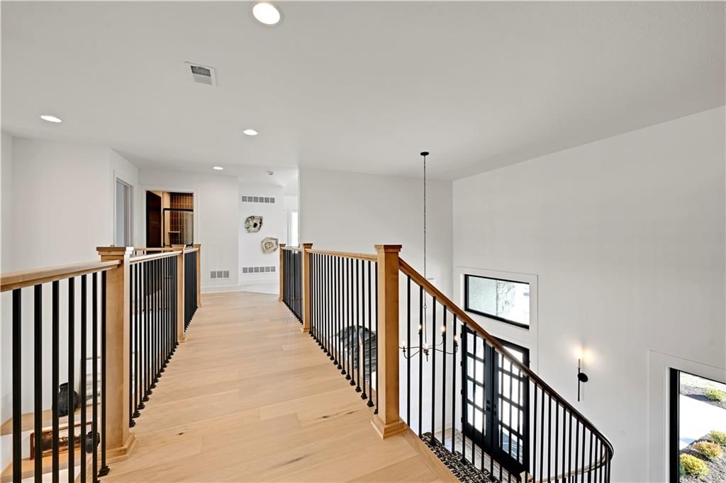 16800 Parkhill Street — photo 32