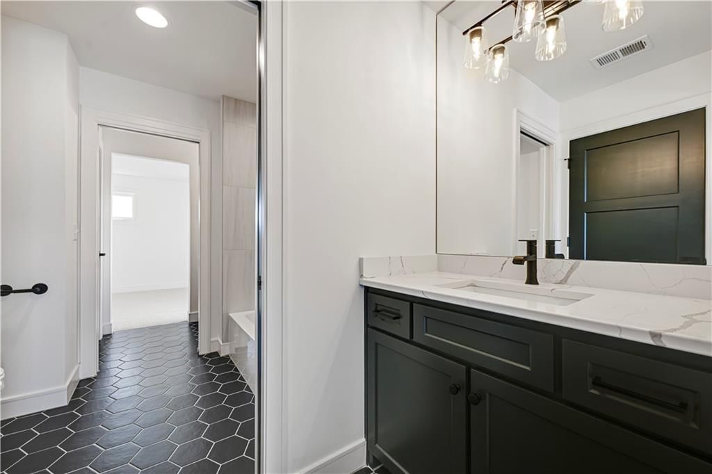 16800 Parkhill Street — photo 41