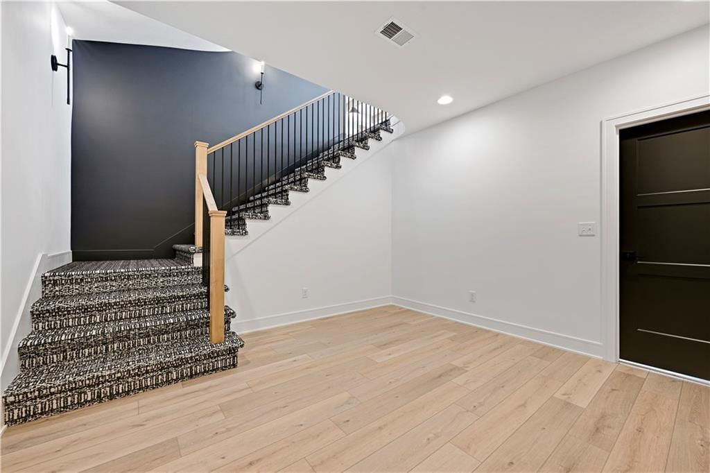 16800 Parkhill Street — photo 42