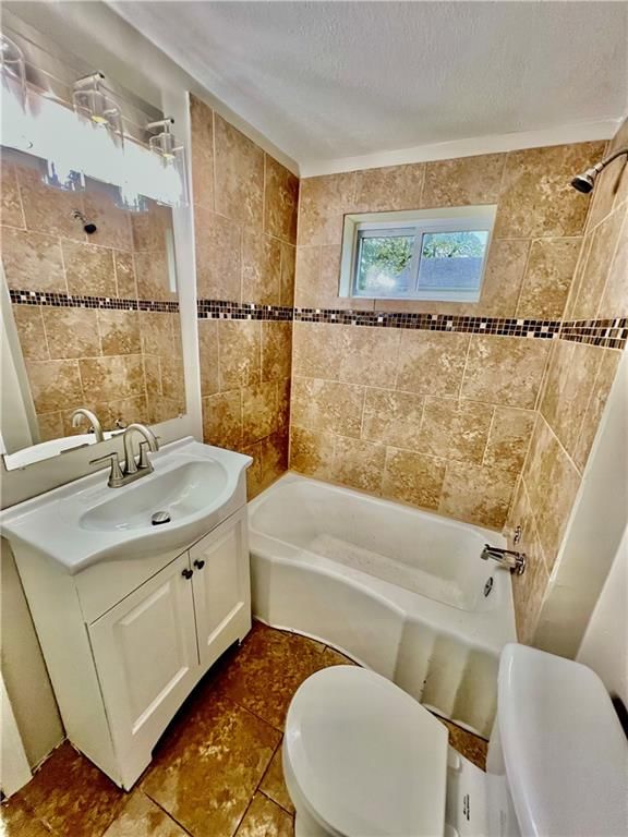 4712 NE 46th Terrace — photo 12