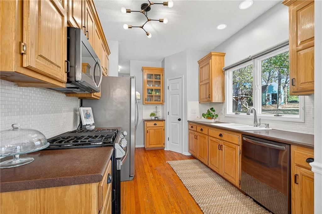 34275 W 84 Terrace — photo 12