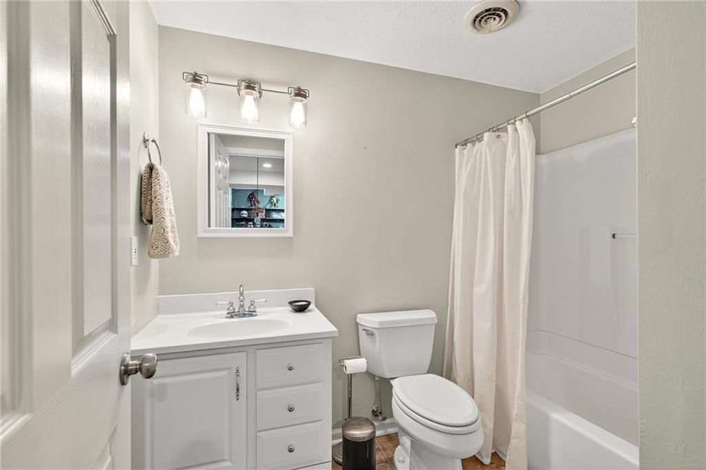 34275 W 84 Terrace — photo 33
