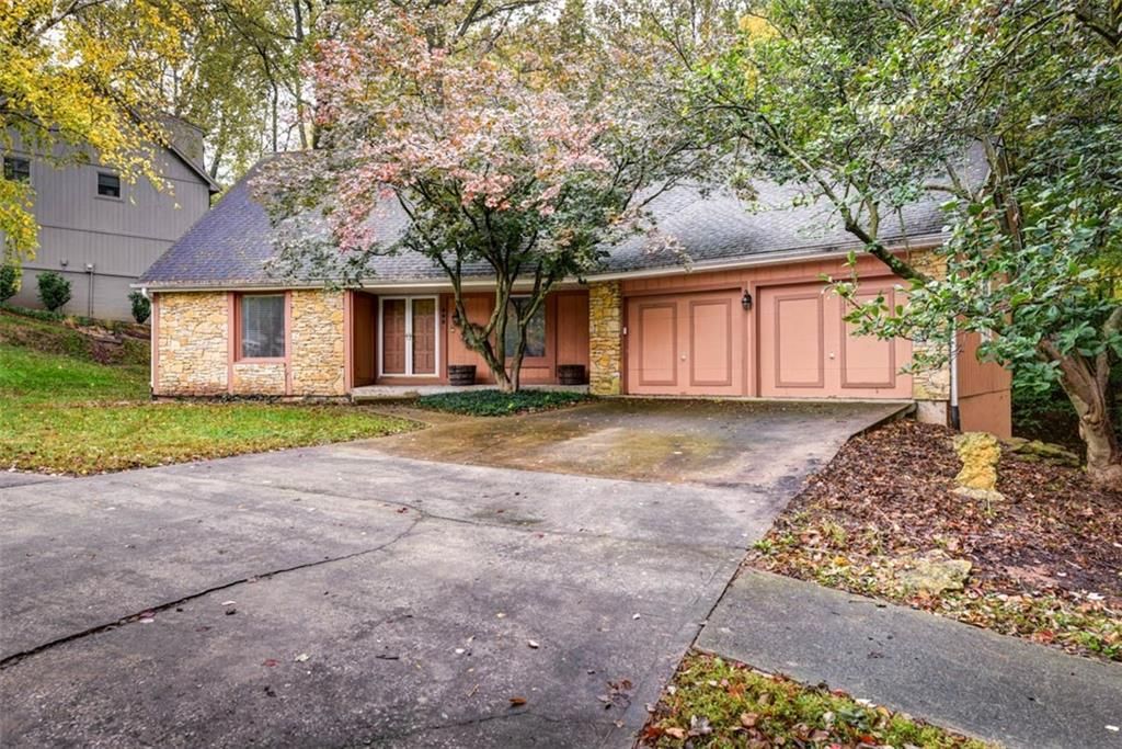 Photo 1 of 40 - 509 NW 41st Street