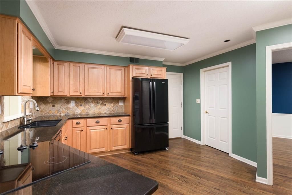 Photo 11 of 40 - 509 NW 41st Street