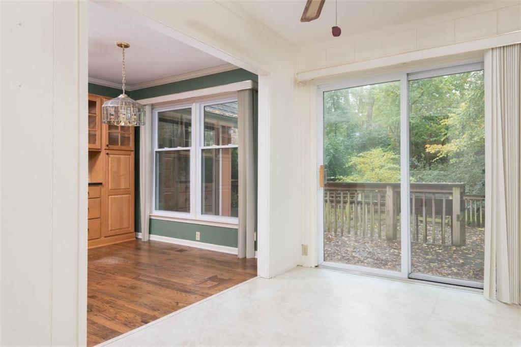 Photo 15 of 40 - 509 NW 41st Street