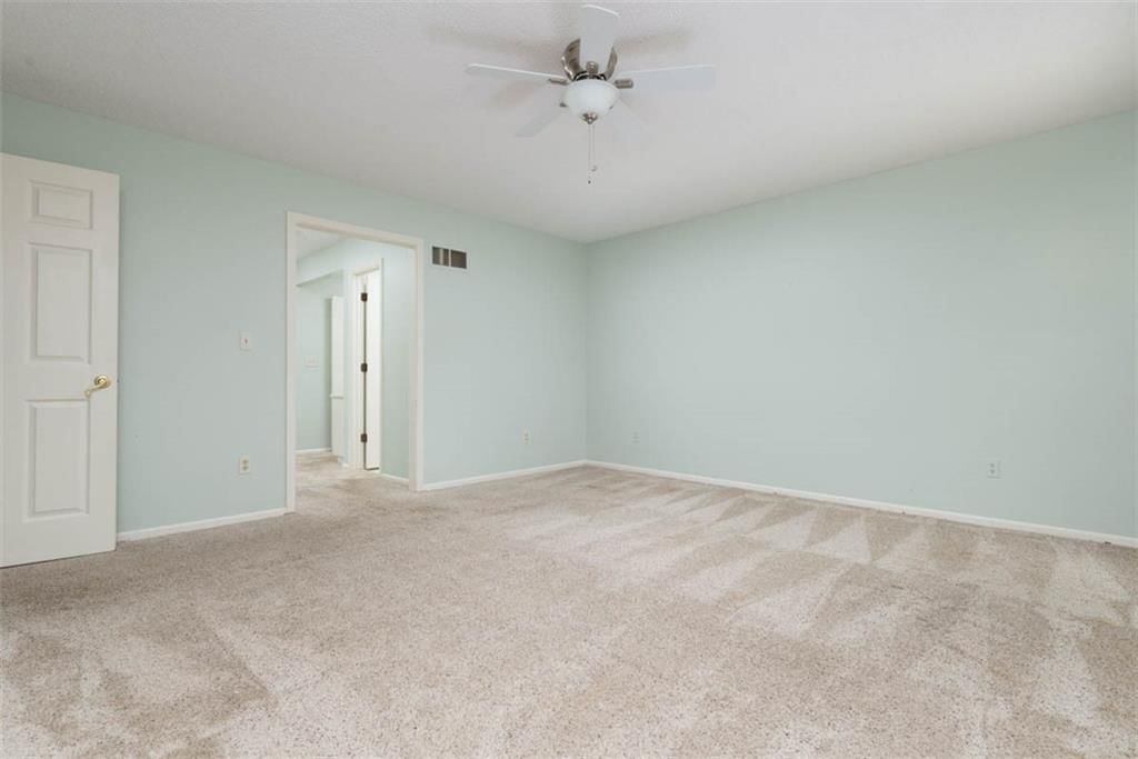 Photo 18 of 40 - 509 NW 41st Street