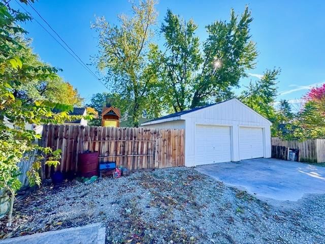 Photo 30 of 31 - 848 N Jefferson N/A