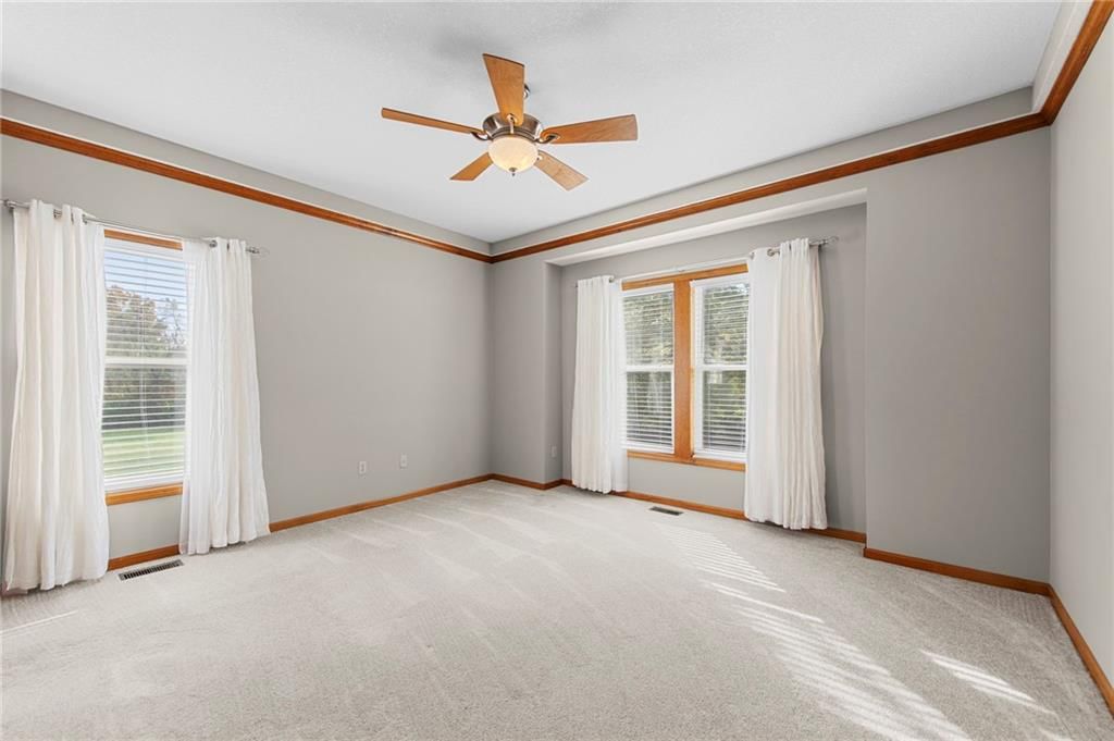 1123 SW Hoke Drive — photo 16