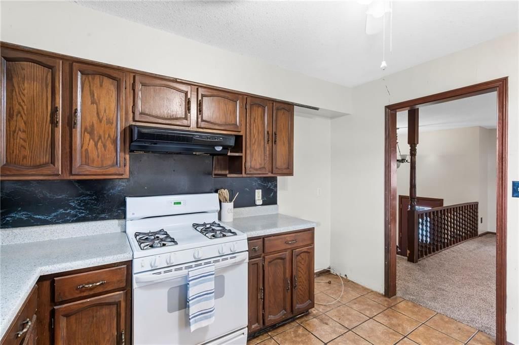 808 SW 3rd Street — photo 6