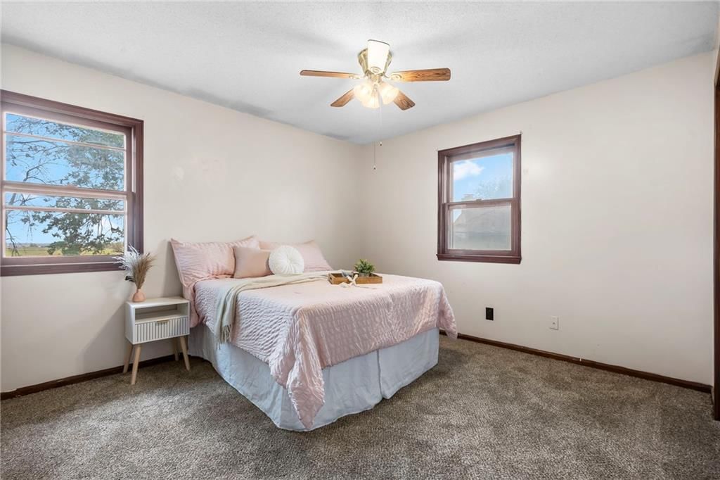 808 SW 3rd Street — photo 11