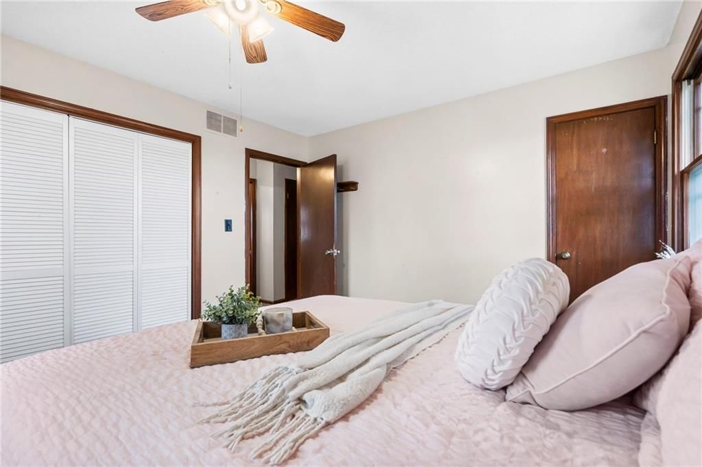 808 SW 3rd Street — photo 12