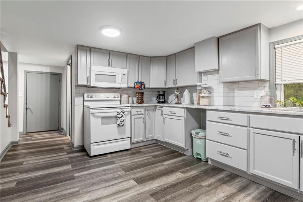 11534 Gill Street — photo 17