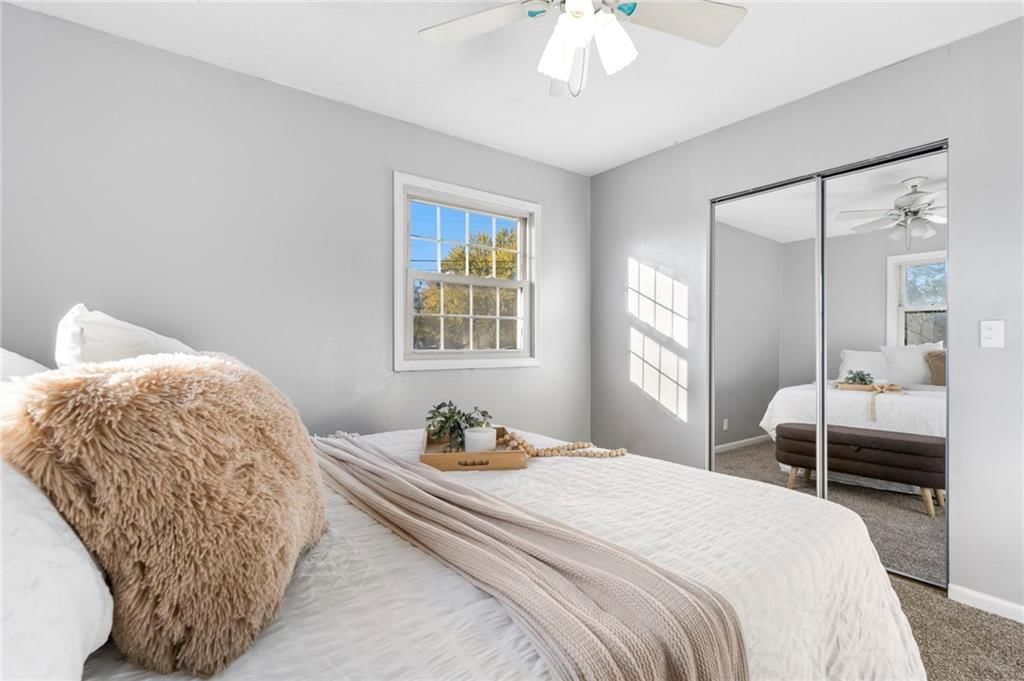 111 N Austin Street — photo 15