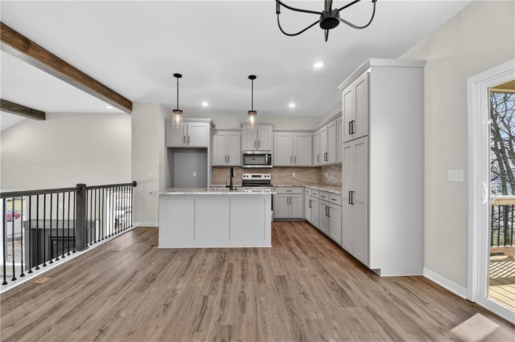 1336 N Holland Drive — photo 13