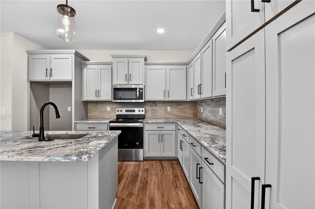 1336 N Holland Drive — photo 16