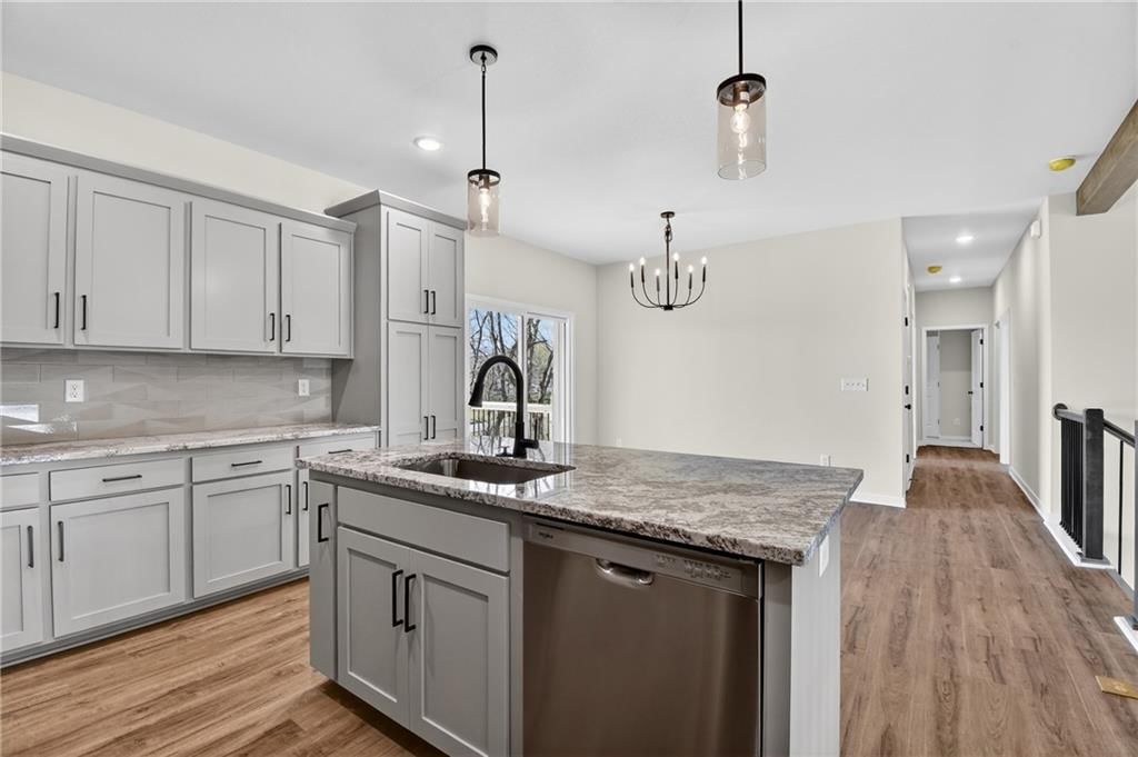 1336 N Holland Drive — photo 18
