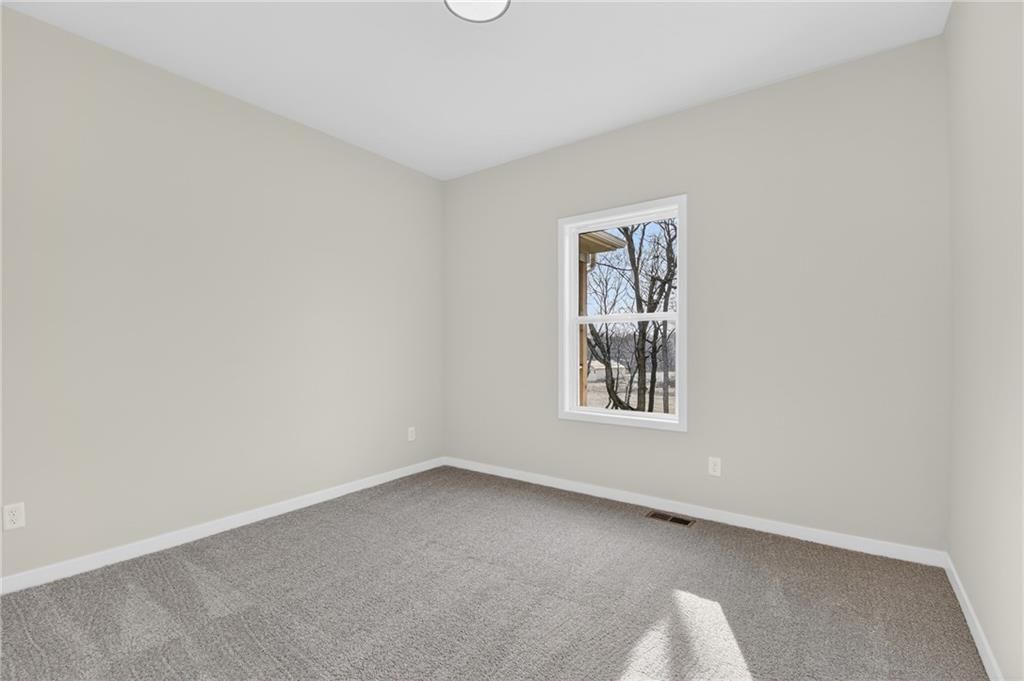 1336 N Holland Drive — photo 30