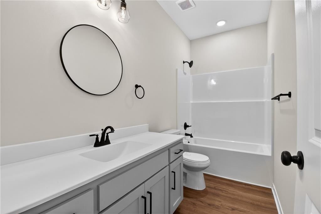 1336 N Holland Drive — photo 36