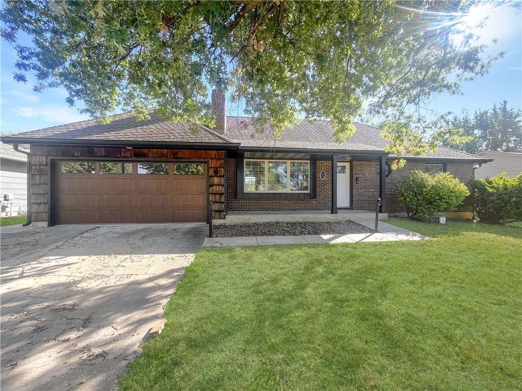 239 Southwest Drive — photo 1