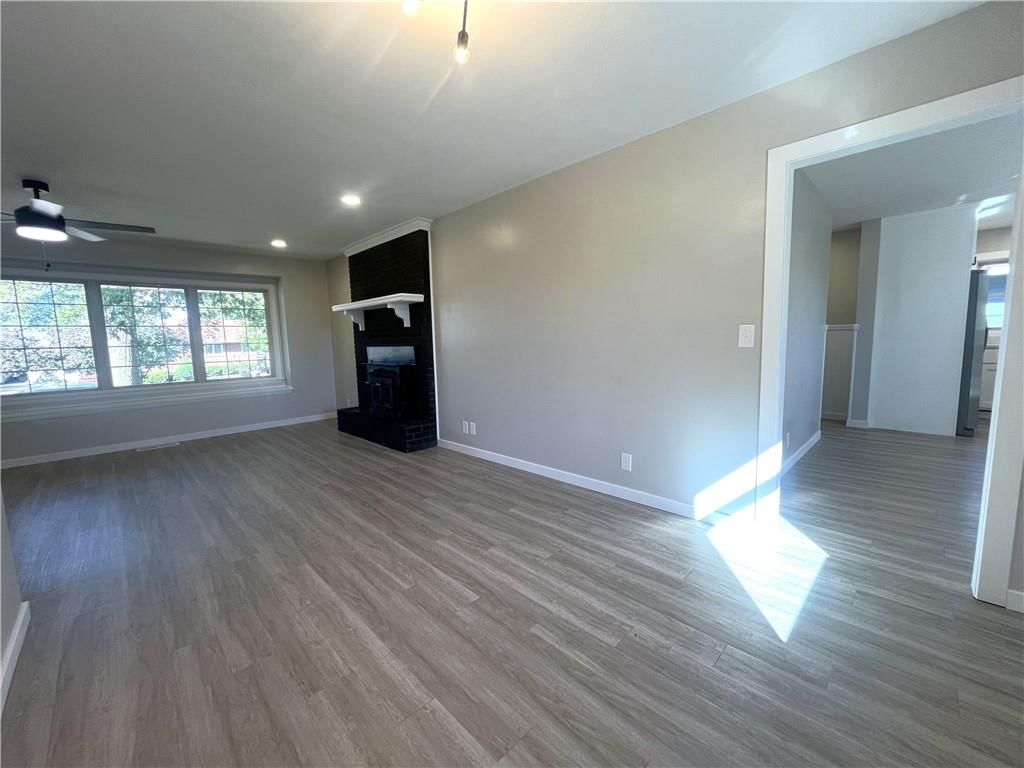 239 Southwest Drive — photo 8