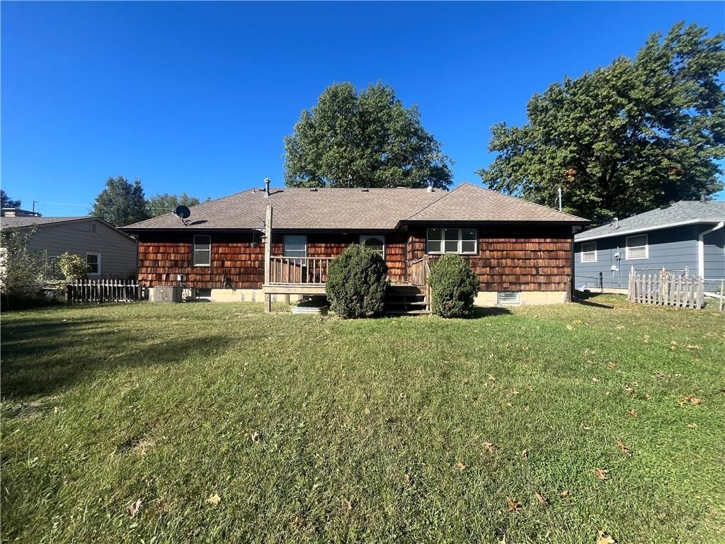 239 Southwest Drive — photo 28