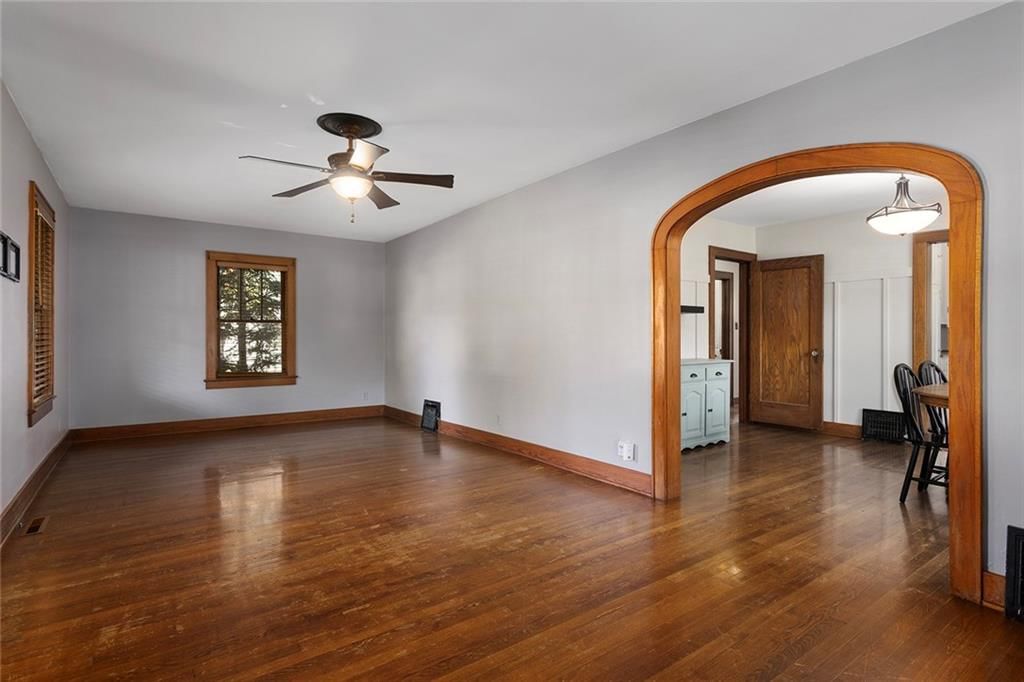 400 E Main Street — photo 7