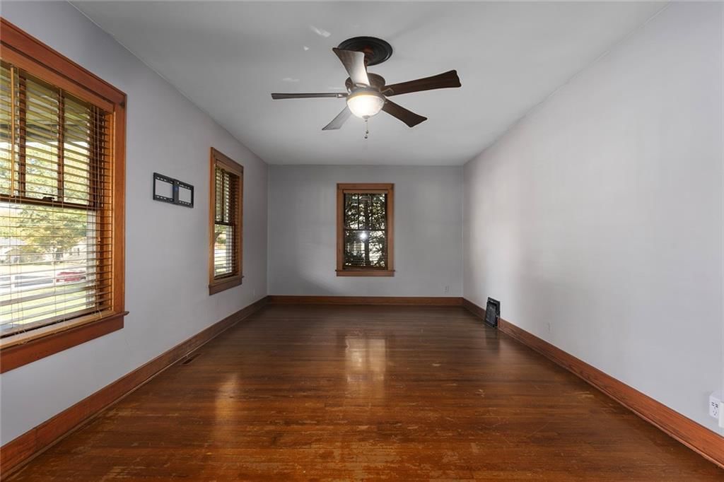 400 E Main Street — photo 8