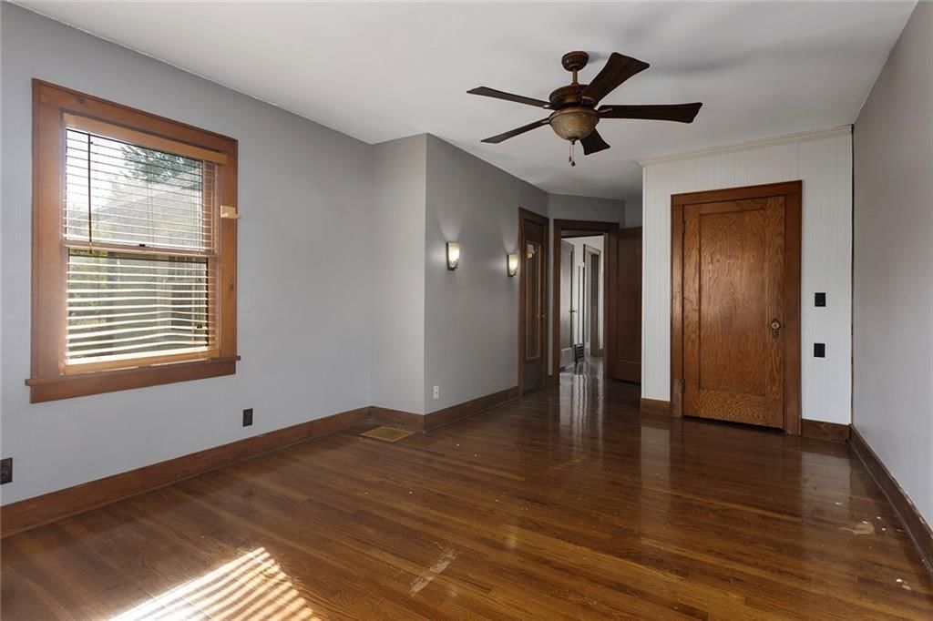 400 E Main Street — photo 22