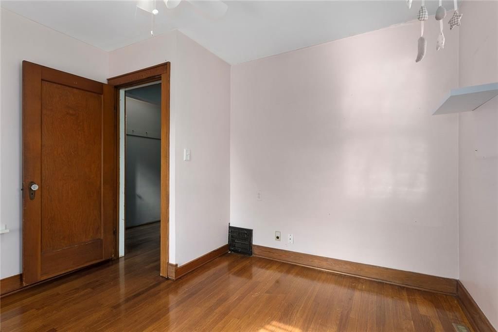 400 E Main Street — photo 27