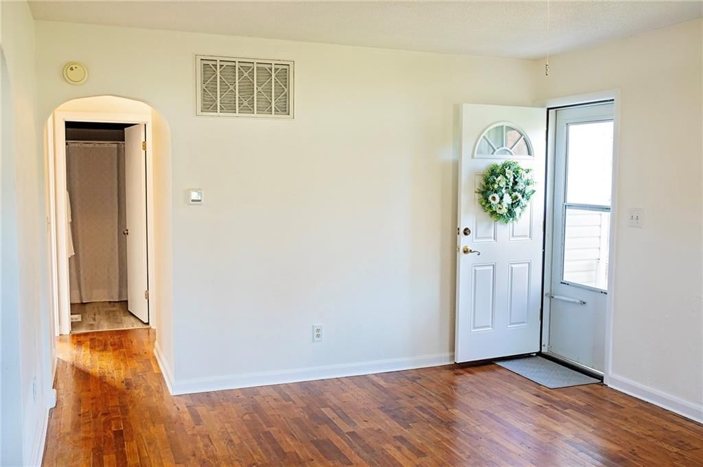 603 S Sycamore Street — photo 5