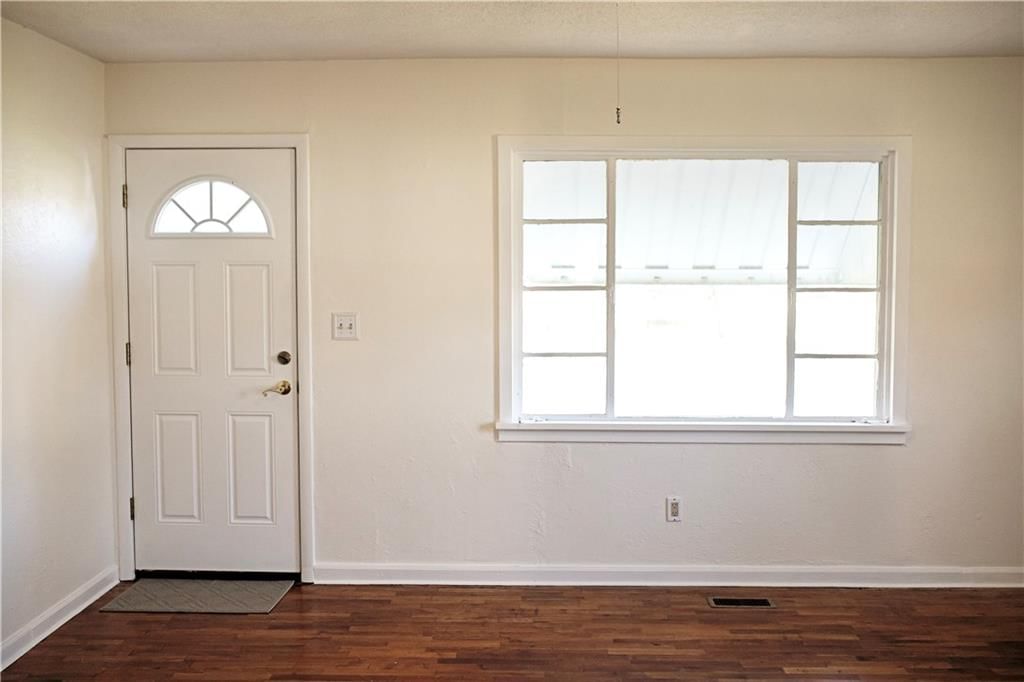 603 S Sycamore Street — photo 7