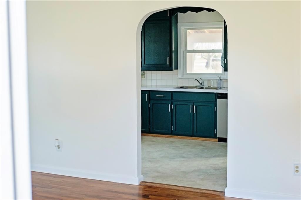 603 S Sycamore Street — photo 10