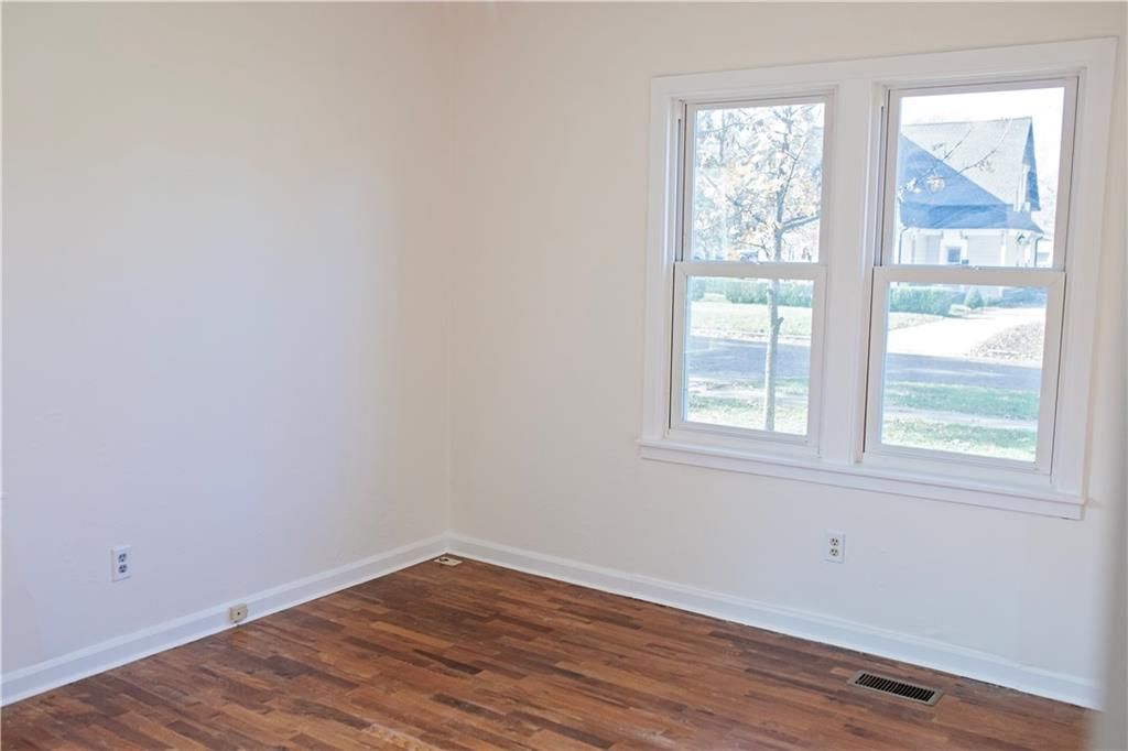 603 S Sycamore Street — photo 19