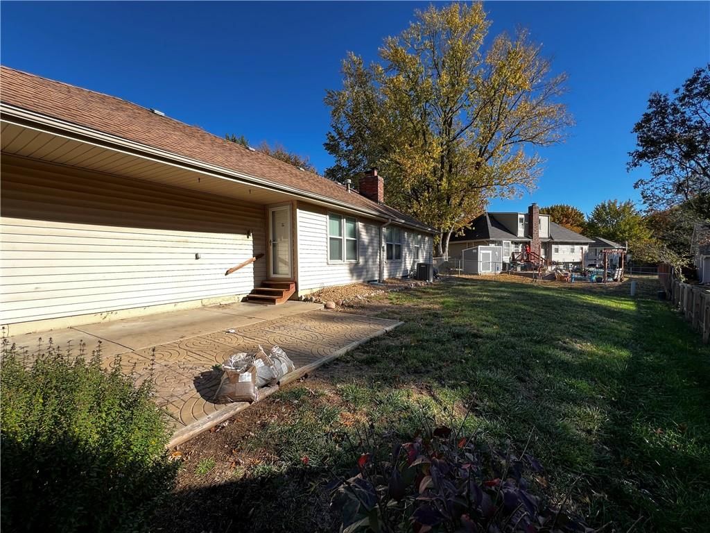 2106 SW Still Meadows Lane — photo 4