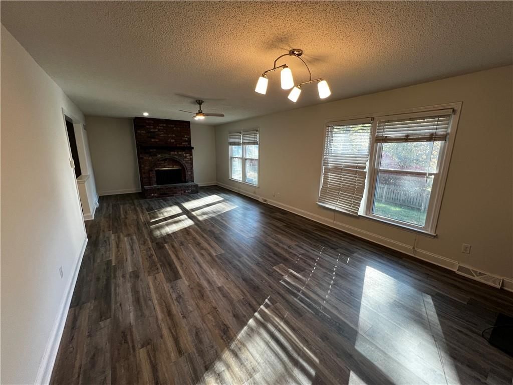 2106 SW Still Meadows Lane — photo 5