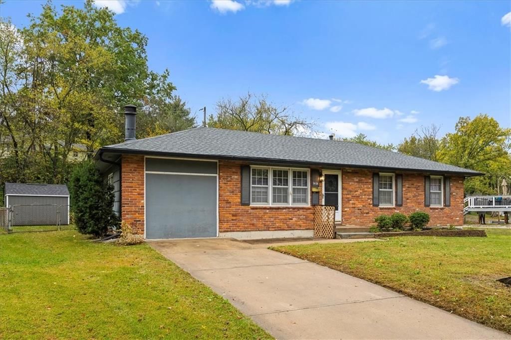 5026 Hawthorne Avenue, Kansas City, MO